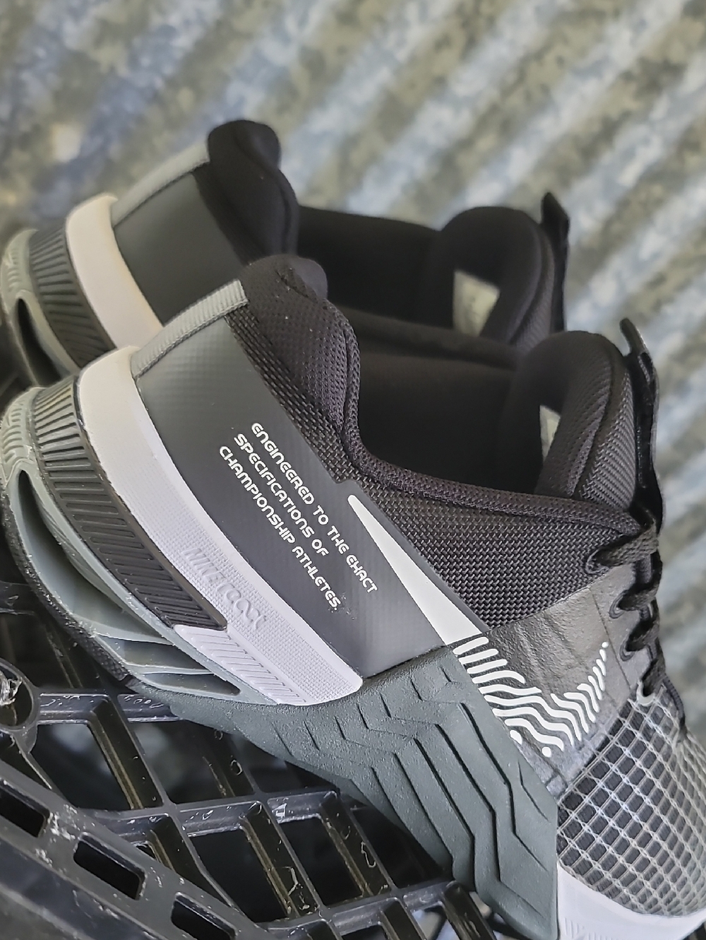 Womens Nike Metcon 8 Trainers "Black/Dark Smoke Grey" Wmns 9 Great Cond! - Picture 10 of 11